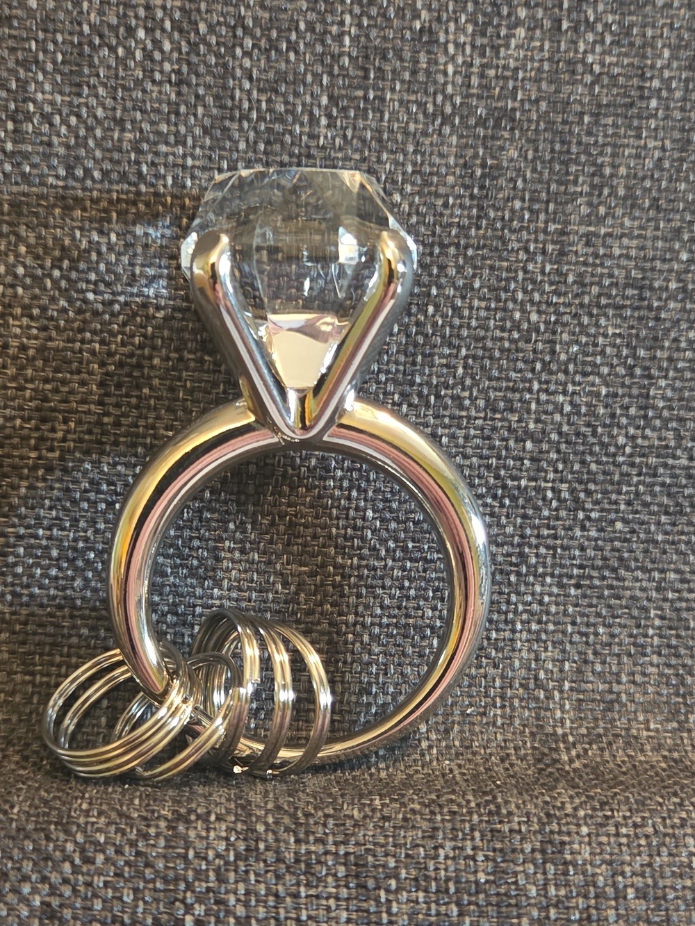 Avon Silver-Tone Ring Key & Card Holder with Clear Gem